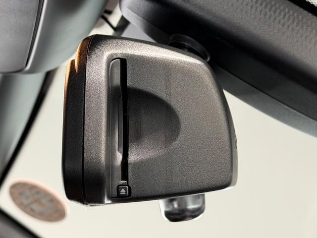 Ｚ４ ｓＤｒｉｖｅ２０ｉ　１７インチＡＷ／ＥＴＣ／パナマクロスシート／パドルシフト／レーダー探知機／（38枚目）