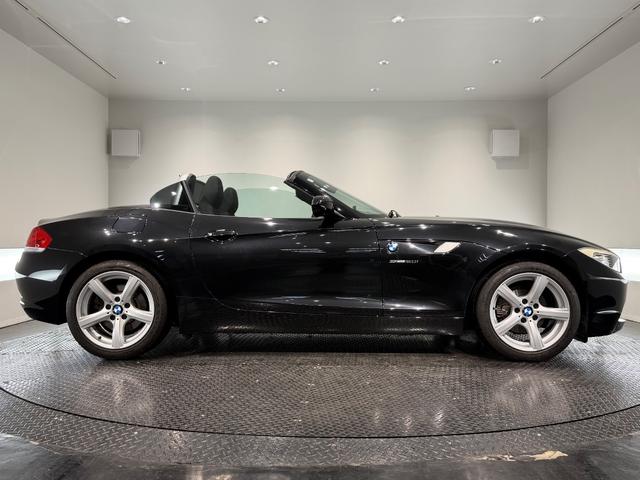 Ｚ４ ｓＤｒｉｖｅ２０ｉ　１７インチＡＷ／ＥＴＣ／パナマクロスシート／パドルシフト／レーダー探知機／（53枚目）