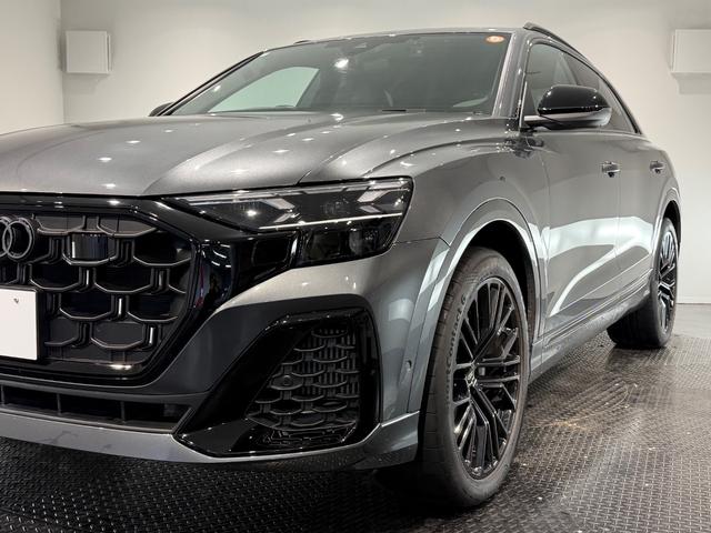 Ｑ８ ５５ＴＦＳＩクワトロ　Ｓライン　ワンオーナー／レザーＰＫＧ／コンフォートアシスタンスＰＫＧ／パノラマＳ／Ｒ／ブラックスタイリングＰＫＧ／ＨＤマトリクスＬＥＤヘッド／レーザーライト／リアインテリアプラスＰＫＧ／２２ＡＷ／ルーフレール／（69枚目）