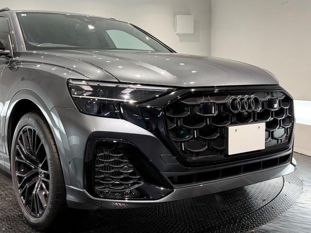 Ｑ８ ５５ＴＦＳＩクワトロ　Ｓライン　ワンオーナー／レザーＰＫＧ／コンフォートアシスタンスＰＫＧ／パノラマＳ／Ｒ／ブラックスタイリングＰＫＧ／ＨＤマトリクスＬＥＤヘッド／レーザーライト／リアインテリアプラスＰＫＧ／２２ＡＷ／ルーフレール／（73枚目）