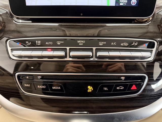 Ｖクラス Ｖ２２０ｄ　アバンギャルド　エクストラロング　ナッパレザーエクスクルーシブＰＫＧ／センターテーブル／ナッパベージュレザー／シートベンチレーション／純正ナビＴＶ／３６０°カメラ／１８ＡＷ／ＡＬＰＩＮＥフリップダウンモニター／レーダーセーフティＰＫＧ（35枚目）