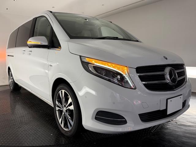 Ｖクラス Ｖ２２０ｄ　アバンギャルド　エクストラロング　ナッパレザーエクスクルーシブＰＫＧ／センターテーブル／ナッパベージュレザー／シートベンチレーション／純正ナビＴＶ／３６０°カメラ／１８ＡＷ／ＡＬＰＩＮＥフリップダウンモニター／レーダーセーフティＰＫＧ（54枚目）