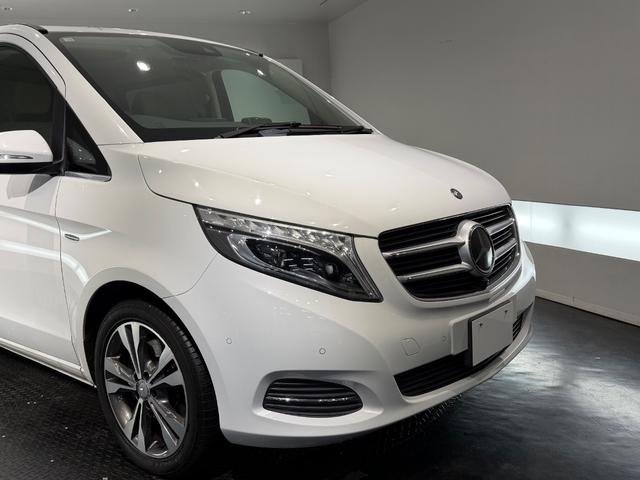 Ｖクラス Ｖ２２０ｄ　アバンギャルド　エクストラロング　ナッパレザーエクスクルーシブＰＫＧ／センターテーブル／ナッパベージュレザー／シートベンチレーション／純正ナビＴＶ／３６０°カメラ／１８ＡＷ／ＡＬＰＩＮＥフリップダウンモニター／レーダーセーフティＰＫＧ（67枚目）