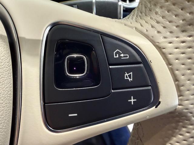 Ｅクラス Ｅ３００　クーペ　スポーツ　エクスクルーシブＰＫＧ／パナメリカーナグリル／白革／パノラミックスライディングルーフ／ベンチレーション／ブルメスター／リラクゼーション機能／エアバランスＰＫＧ／３６０°カメラ／ＥＴＣ／純正ナビＴＶ（28枚目）