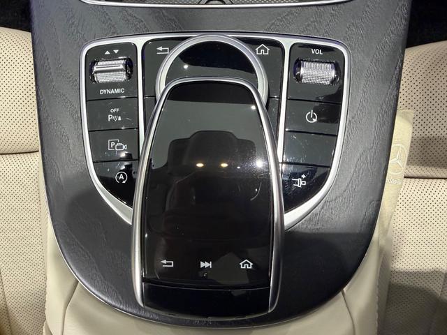 Ｅクラス Ｅ３００　クーペ　スポーツ　エクスクルーシブＰＫＧ／パナメリカーナグリル／白革／パノラミックスライディングルーフ／ベンチレーション／ブルメスター／リラクゼーション機能／エアバランスＰＫＧ／３６０°カメラ／ＥＴＣ／純正ナビＴＶ（36枚目）