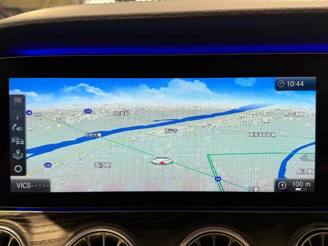 Ｅクラス Ｅ３００　クーペ　スポーツ　エクスクルーシブＰＫＧ／パナメリカーナグリル／白革／パノラミックスライディングルーフ／ベンチレーション／ブルメスター／リラクゼーション機能／エアバランスＰＫＧ／３６０°カメラ／ＥＴＣ／純正ナビＴＶ（43枚目）