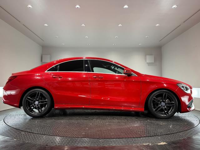 ＣＬＡクラス ＣＬＡ１８０　スポーツ　レーダーセーフティＰＫＧ／純正ナビＴＶ／Ｂカメラ／ＥＴＣ／シートヒーター／キーレスゴー／ハーフレザー／１８インチＡＷ／パワーシート／（5枚目）