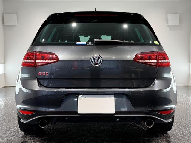 ゴルフＧＴＩ パフォーマンス　５００台限定車／アルカンターラコンビシート／純正ナビＴＶ／１９インチＡＷ／ＥＴＣ／Ｂカメラ／ＡＣＣ／スマートエントリー／プリクラッシュブレーキシステム（7枚目）