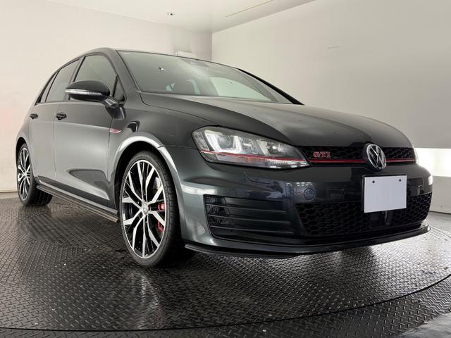 ゴルフＧＴＩ パフォーマンス　５００台限定車／アルカンターラコンビシート／純正ナビＴＶ／１９インチＡＷ／ＥＴＣ／Ｂカメラ／ＡＣＣ／スマートエントリー／プリクラッシュブレーキシステム（52枚目）