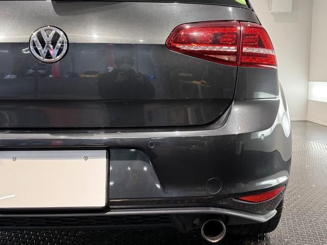 ゴルフＧＴＩ パフォーマンス　５００台限定車／アルカンターラコンビシート／純正ナビＴＶ／１９インチＡＷ／ＥＴＣ／Ｂカメラ／ＡＣＣ／スマートエントリー／プリクラッシュブレーキシステム（69枚目）