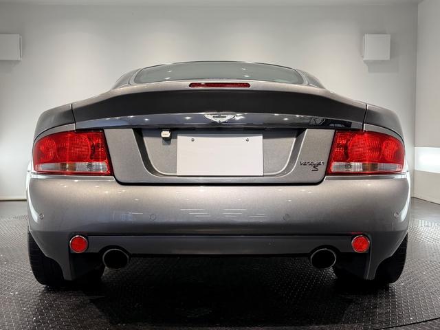 Ｖ１２ヴァンキッシュ クーペ　ツートンレザー／１９ＡＷ／Ｂカメラ／カロッツェリアナビＴＶ／シートヒーター／（7枚目）