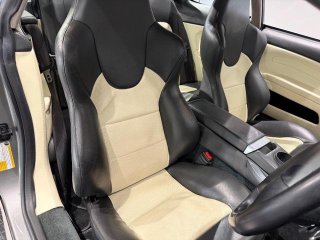 Ｖ１２ヴァンキッシュ クーペ　ツートンレザー／１９ＡＷ／Ｂカメラ／カロッツェリアナビＴＶ／シートヒーター／（13枚目）