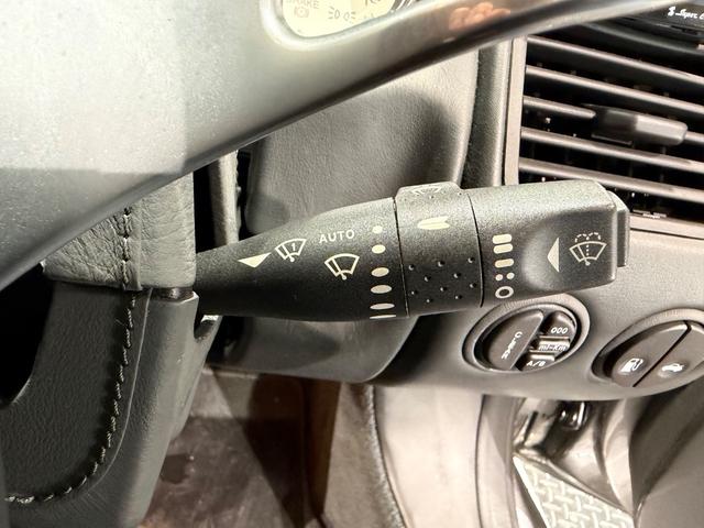 Ｖ１２ヴァンキッシュ クーペ　ツートンレザー／１９ＡＷ／Ｂカメラ／カロッツェリアナビＴＶ／シートヒーター／（25枚目）