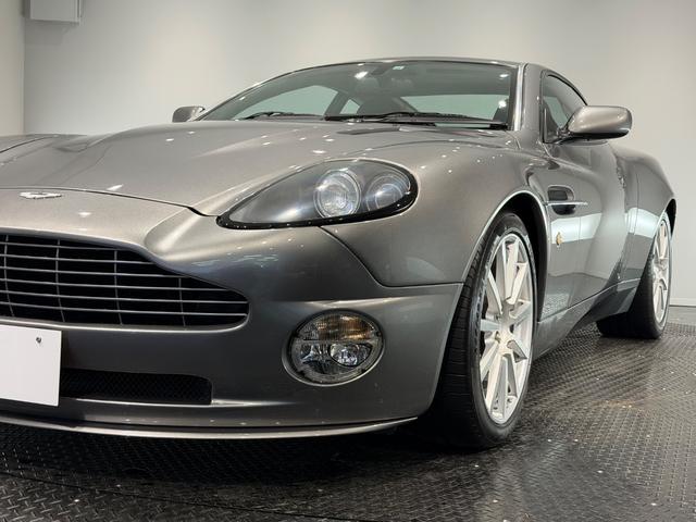 Ｖ１２ヴァンキッシュ クーペ　ツートンレザー／１９ＡＷ／Ｂカメラ／カロッツェリアナビＴＶ／シートヒーター／（51枚目）