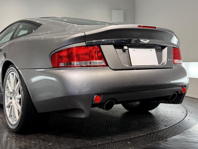 Ｖ１２ヴァンキッシュ クーペ　ツートンレザー／１９ＡＷ／Ｂカメラ／カロッツェリアナビＴＶ／シートヒーター／（62枚目）