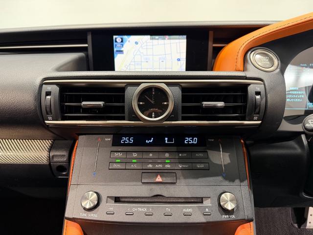 RC F ベースグレード トムスエアロ/車高調ローダウン/19AW/3眼LEDヘッドライト/シートクーラー/シートヒーター/ステアリングヒーター/純正ナビTV/Bカメラ/ETC/メモリー付きパワーシート/黒革/(30枚目)