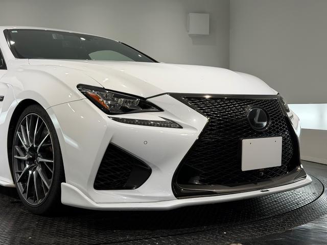 RC F ベースグレード トムスエアロ/車高調ローダウン/19AW/3眼LEDヘッドライト/シートクーラー/シートヒーター/ステアリングヒーター/純正ナビTV/Bカメラ/ETC/メモリー付きパワーシート/黒革/(71枚目)