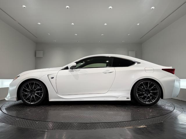 RC F ベースグレード トムスエアロ/車高調ローダウン/19AW/3眼LEDヘッドライト/シートクーラー/シートヒーター/ステアリングヒーター/純正ナビTV/Bカメラ/ETC/メモリー付きパワーシート/黒革/(72枚目)