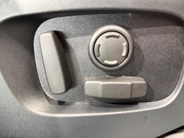 レンジローバースポーツ ＨＳＥ　２５８ＰＳ　パノラミックルーフ／ヘッドアップディスプレイ／ステアリングヒーター／エクステンデントレザーパック／ホワイトレザー／ＡｐｐｌｅＣａｒＰｌａｙ／純正ナビＴＶ／シートヒーター／電動リアゲート（14枚目）