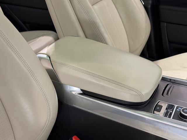 レンジローバースポーツ ＨＳＥ　２５８ＰＳ　パノラミックルーフ／ヘッドアップディスプレイ／ステアリングヒーター／エクステンデントレザーパック／ホワイトレザー／ＡｐｐｌｅＣａｒＰｌａｙ／純正ナビＴＶ／シートヒーター／電動リアゲート（39枚目）