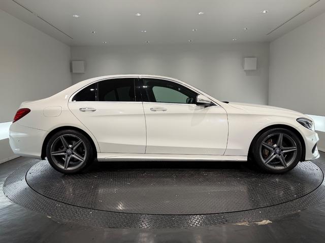 Cクラス C180アバンギャルド AMGライン ベーシックPKG/シートヒーター/キーレスゴー/純正ナビTV/Bカメラ/ETC/黒革/メモリー付きパワーシート/18インチAW/アンビエント/ドラレコ/(5枚目)