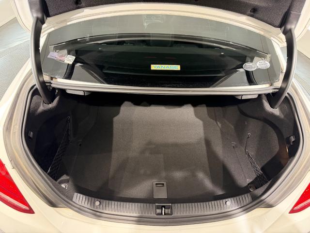 Cクラス C180アバンギャルド AMGライン ベーシックPKG/シートヒーター/キーレスゴー/純正ナビTV/Bカメラ/ETC/黒革/メモリー付きパワーシート/18インチAW/アンビエント/ドラレコ/(40枚目)