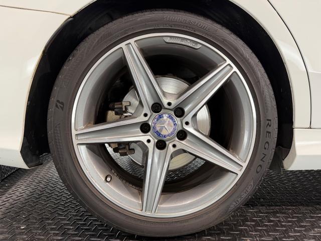 Cクラス C180アバンギャルド AMGライン ベーシックPKG/シートヒーター/キーレスゴー/純正ナビTV/Bカメラ/ETC/黒革/メモリー付きパワーシート/18インチAW/アンビエント/ドラレコ/(68枚目)