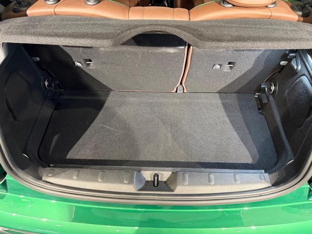 MINI クーパーSD 60イヤーズエディション 特別仕様車/ペッパーパッケージ/カメラパーキングアシストパッケージ/シートヒーター/ブラウンレザー/リアビューカメラ/地デジチューナー/17インチAW(38枚目)