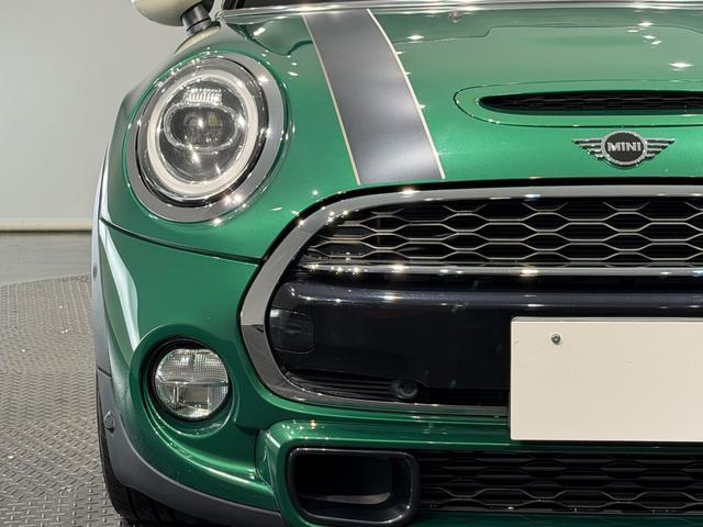 MINI クーパーSD 60イヤーズエディション 特別仕様車/ペッパーパッケージ/カメラパーキングアシストパッケージ/シートヒーター/ブラウンレザー/リアビューカメラ/地デジチューナー/17インチAW(58枚目)