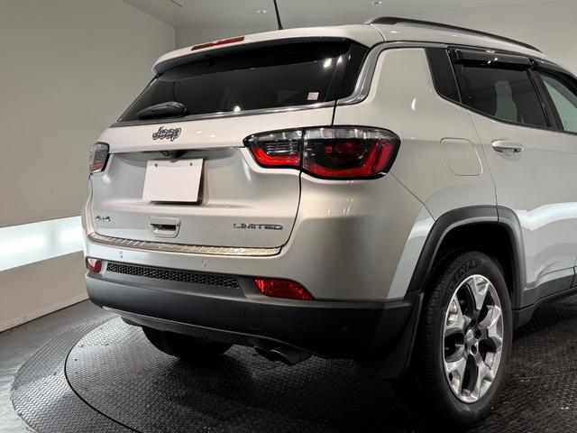 ジープ・コンパス リミテッド 純正ナビTV/レザーシート/シートヒーター/Bカメラ/ETC/18インチAW/beatsプレミアムサウンド/アクティブクルーズコントロール/ブラインドスポットモニター(69枚目)