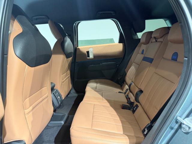 MINI カントリーマンD フェイバリット・トリム ワンオーナー車/フェイヴァ―ドトリム/19インチAW/レザーシート/Mパッケージ/ハーマンカードンサウンド/メモリー付きパワーシート/AppleCarPlay/マッサージシート/(26枚目)