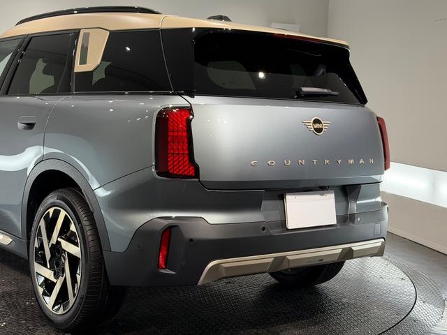 MINI カントリーマンD フェイバリット・トリム ワンオーナー車/フェイヴァ―ドトリム/19インチAW/レザーシート/Mパッケージ/ハーマンカードンサウンド/メモリー付きパワーシート/AppleCarPlay/マッサージシート/(70枚目)