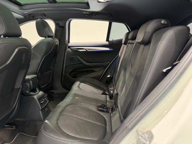 Ｘ２ Ｍ３５ｉ　セレクトＰＫＧ／パノラマサンルーフ／黒革／シートヒーター／電動リアゲート／ＥＴＣ／Ｂカメラ／ヘッドアップディスプレイ／アクティブクルーズコントロール／コンフォートアクセス（24枚目）