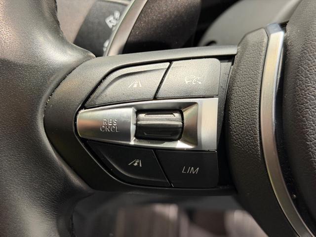 Ｘ２ Ｍ３５ｉ　セレクトＰＫＧ／パノラマサンルーフ／黒革／シートヒーター／電動リアゲート／ＥＴＣ／Ｂカメラ／ヘッドアップディスプレイ／アクティブクルーズコントロール／コンフォートアクセス（30枚目）
