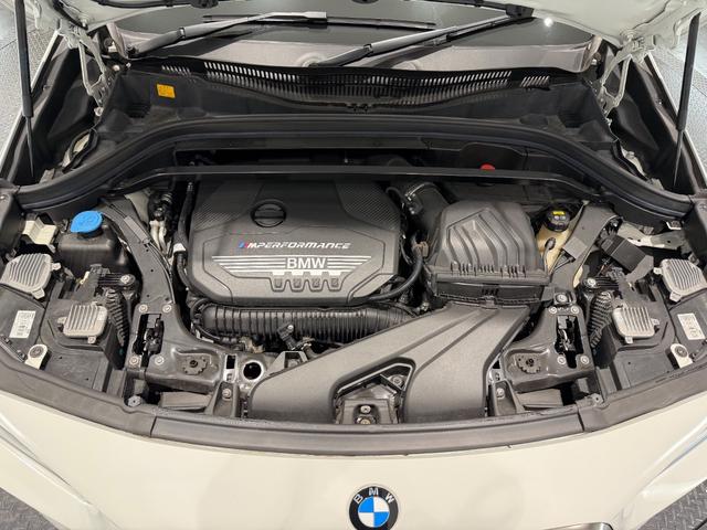 Ｘ２ Ｍ３５ｉ　セレクトＰＫＧ／パノラマサンルーフ／黒革／シートヒーター／電動リアゲート／ＥＴＣ／Ｂカメラ／ヘッドアップディスプレイ／アクティブクルーズコントロール／コンフォートアクセス（45枚目）