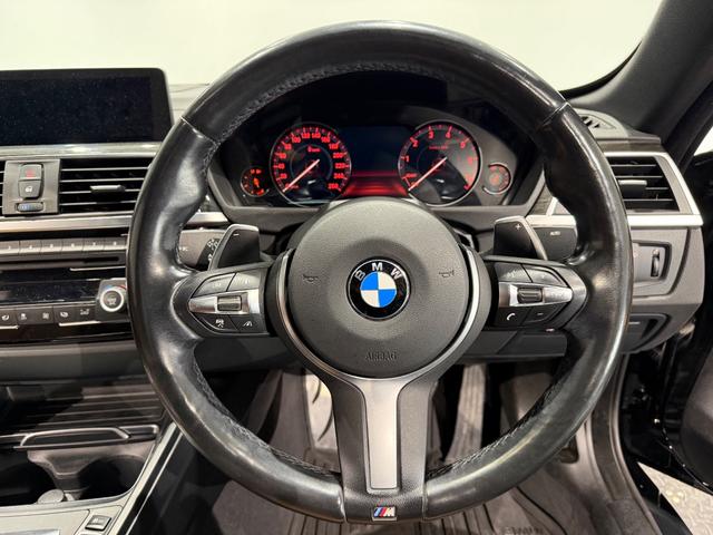 ４シリーズ ４４０ｉカブリオレ　Ｍスポーツ　ブラウンレザー／シートヒーター／純正ナビＴＶ／Ｂカメラ／インテリジェントセーフティ／メモリー付きパワーシート／（25枚目）