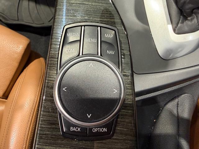 ４シリーズ ４４０ｉカブリオレ　Ｍスポーツ　ブラウンレザー／シートヒーター／純正ナビＴＶ／Ｂカメラ／インテリジェントセーフティ／メモリー付きパワーシート／（34枚目）