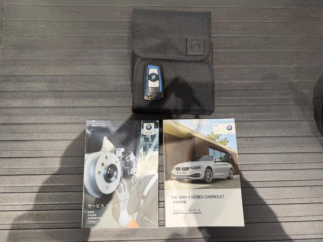 ４シリーズ ４４０ｉカブリオレ　Ｍスポーツ　ブラウンレザー／シートヒーター／純正ナビＴＶ／Ｂカメラ／インテリジェントセーフティ／メモリー付きパワーシート／（64枚目）