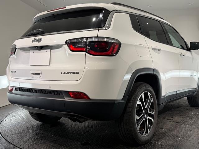 ジープ・コンパス リミテッド シートヒーター/黒革/18AW/純正ナビTV/ステアリングヒーター/LEDヘッド/360°カメラ/AppleCarPlay/ハンズフリーバックドア/ETC/メモリー付きパワーシート(68枚目)