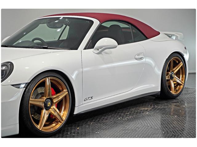 ９１１カレラ４ＧＴＳ　カブリオレ　ＫＷ車高調　２０センターロックＡＷ　Ｆｒリフター　赤帆　カロッツェリアナビ　Ｂカメラ　シートヒーター　オートエアコン　アルカンターラステアリング　ＥＴＣ(66枚目)