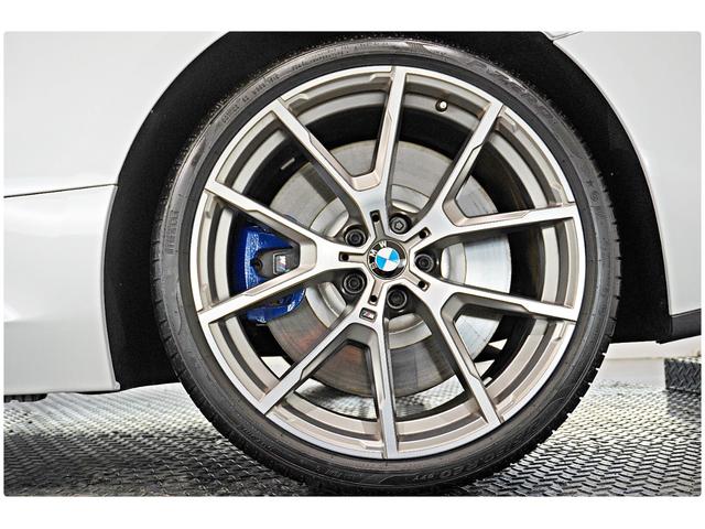 ８シリーズ Ｍ８５０ｉ　ｘＤｒｉｖｅクーペ　カーボンルーフ　赤／黒ツートンレザー　レーザーライト　純正ナビＴＶ　３６０°カメラ　アンビエントライト　ソフトクローズドア　２０ＡＷ　ＥＴＣ　ドラレコ（77枚目）