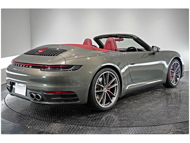 ９１１ ９１１カレラ４Ｓ　カブリオレ　ワンオナ　スポクロ　Ｆリフト　１４ｗａｙシート　パワステプラス　リアアクスルステアリング　エントリー＆ドライブシステム　２０／２１ＡＷ　ＡＣＣ　レーンチェンジ（71枚目）