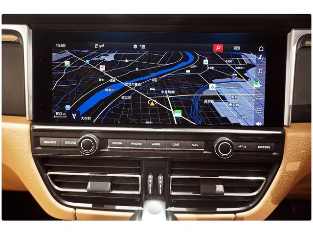 マカン マカン　Ｓ／Ｒ　レザーインテリアＰ　スポーツデザインＰ　スポーツクロノＰＫＧ　エントリー＆ドライブシステム　ベージュレザー　シートヒーター　３６０°カメラ　ＥＴＣ（36枚目）