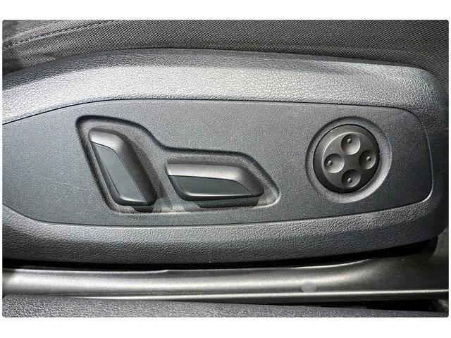 Ａ５スポーツバック ４０ＴＦＳＩスポーツ　マトリクスＬＥＤヘッドランプＰＫＧ／バーチャルコックピット／ＡＣＣ／純正ナビＴＶ／ＥＴＣ／Ｂカメラ／１８インチＡＷ／シートヒーター／ドラレコ／（13枚目）