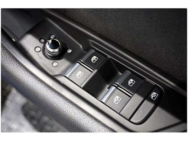Ａ５スポーツバック ４０ＴＦＳＩスポーツ　マトリクスＬＥＤヘッドランプＰＫＧ／バーチャルコックピット／ＡＣＣ／純正ナビＴＶ／ＥＴＣ／Ｂカメラ／１８インチＡＷ／シートヒーター／ドラレコ／（15枚目）