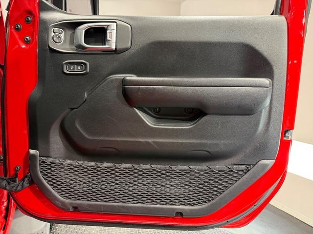 ジープ・ラングラーアンリミテッド フリーダムエディション　２００台限定特別仕様車／ＡＣＣ／半革シート／シートヒーター／Ｂカメラ／ＥＴＣ／１７インチＡＷ／（15枚目）