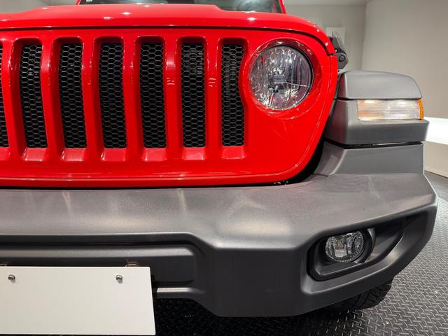 ジープ・ラングラーアンリミテッド フリーダムエディション　２００台限定特別仕様車／ＡＣＣ／半革シート／シートヒーター／Ｂカメラ／ＥＴＣ／１７インチＡＷ／（67枚目）