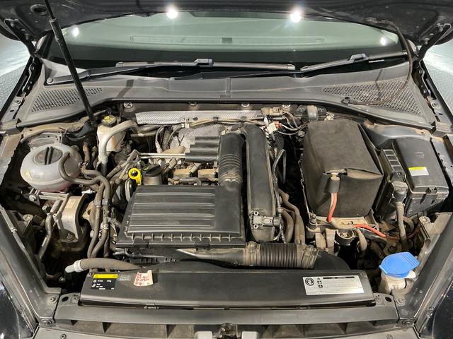 VOLKSWAGEN GOLF TSI COMFORTLINE BLUEMOTION TECHNOLOGY