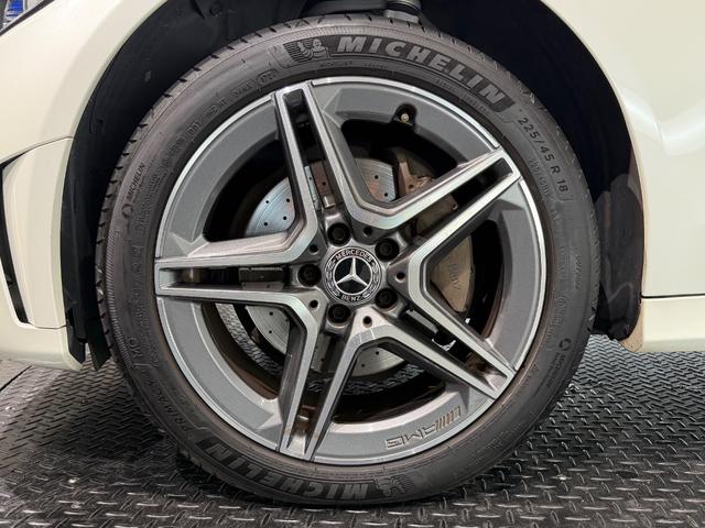 Cクラスステーションワゴン C220d ワゴンアバンギャルド AMGライン ワンオーナー車/レザーエクスクルーシブPKG/パノラミックスライディングルーフ/赤革/ブルメスターサウンド/ヘッドアップディスプレイ/純正ナビTV/電動リアゲート/Bカメラ/18インチAW(73枚目)