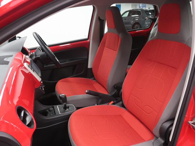 アップ！ クロス　アップ！　ストラーダメモリーナビ　バックカメラ　キーレスキー　ルーフレール　ＥＴＣ　純正アルミ　シティエマージェンシーブレーキ　レザーステアリング　フォグランプ　フルセグＴＶ　レザーシフトノブ（17枚目）